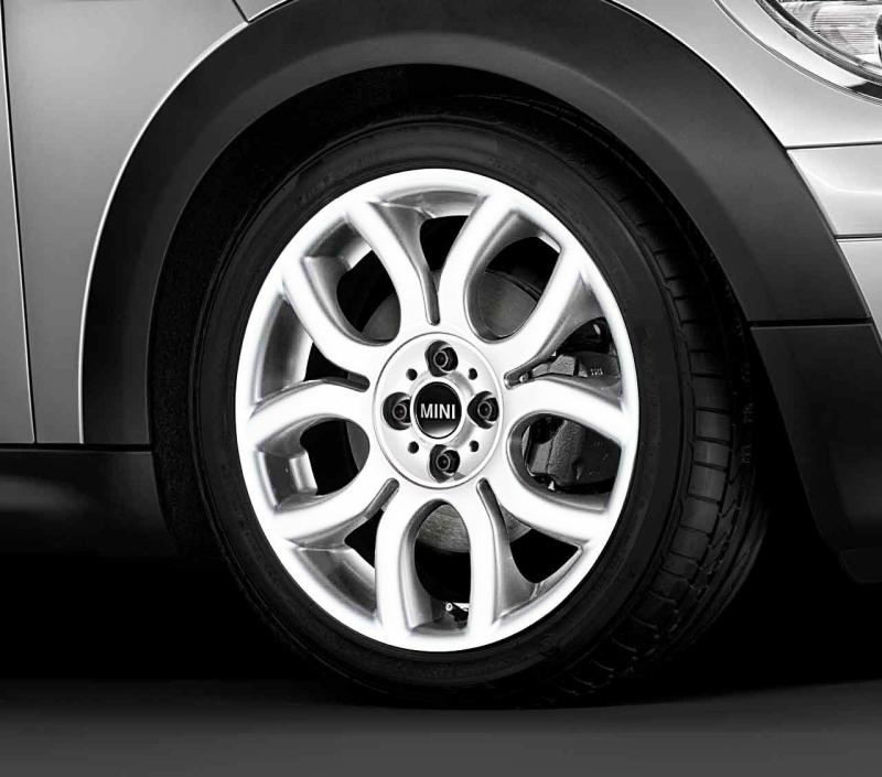 Wheels | Genuine 17" Inch Light Alloy Wheel Flame-Spoke R97 White Exterior Accessories Wheels