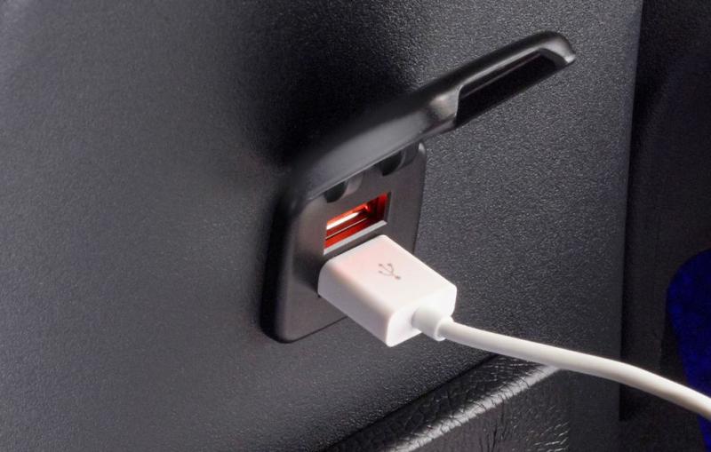 Multimedia & Technology | Rear Usb Charging Point More Accessories Multimedia & Technology